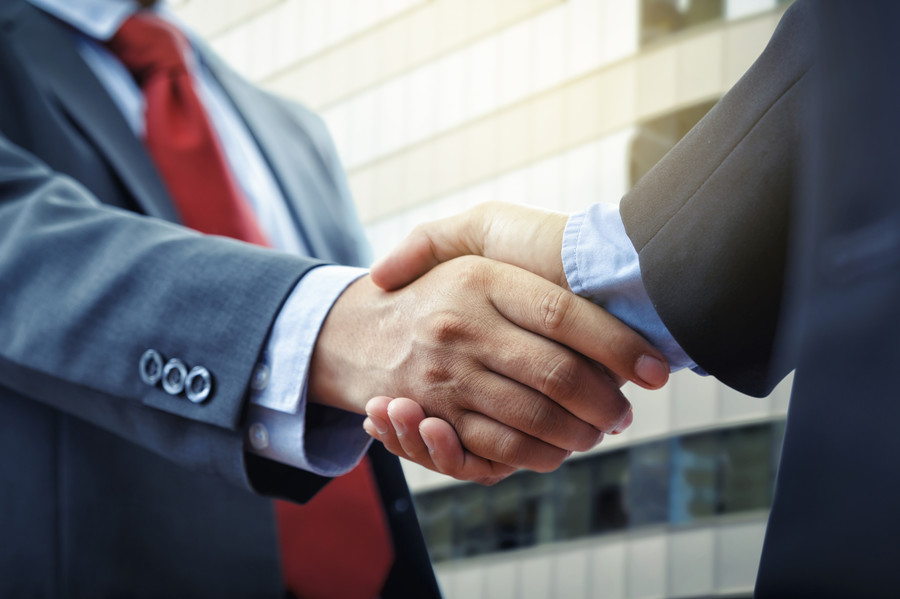 上海刑事辯護律師解析惡意透支需滿足的條件