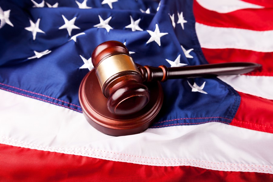 上海刑事案件律師視角：有經濟案件戶口能否遷？