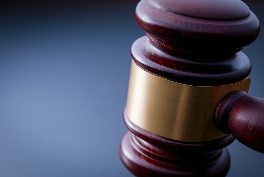 上海放火罪律師解析：放火罪定罪的主觀故意與無意放火的認定