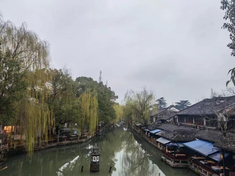 寶山區刑事律師來講講信用卡在ATM機上忘拿走被他人取錢怎么辦