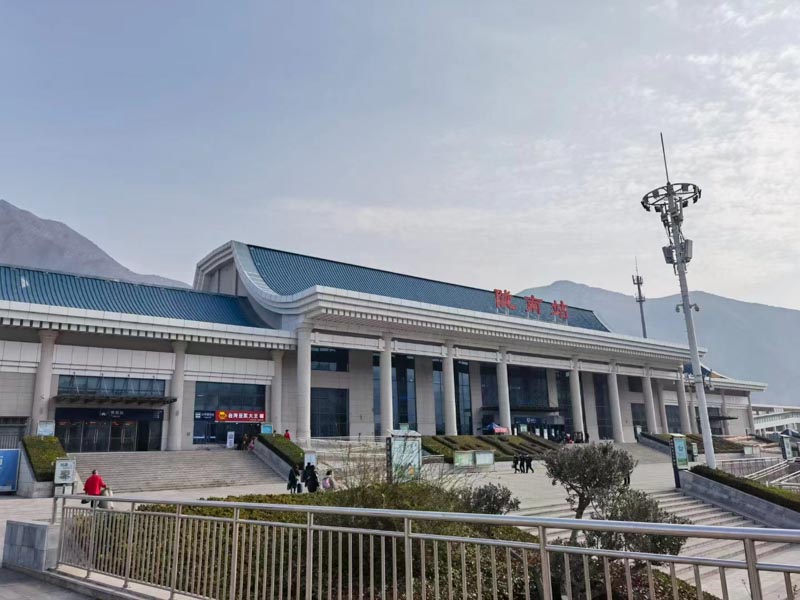 上海權(quán)威刑事律師來(lái)講講有走私的故意但具體對(duì)象認(rèn)識(shí)不明確如何定罪處罰