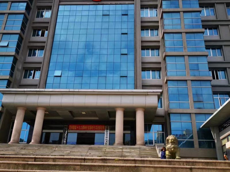 上海專業(yè)刑事律師:因不滿醫(yī)院治療效果而持刀傷害醫(yī)護人員如何定性