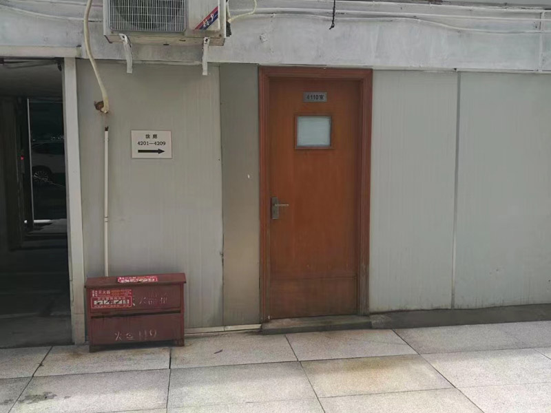 向被害人投案的行為是否認定為自首？上海刑事案件知名律師告訴您