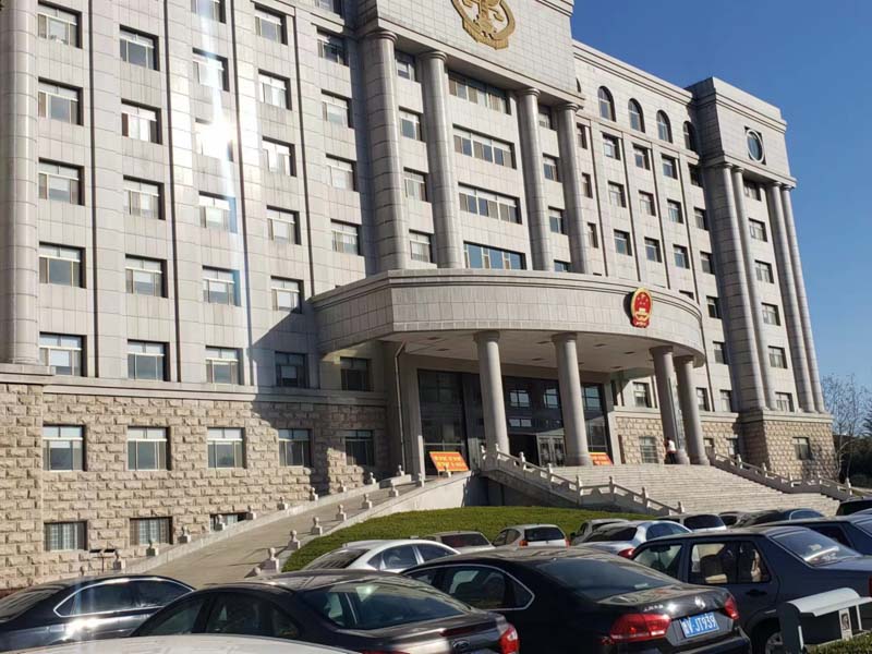 門衛(wèi)在值班時將倉庫的飲料拿走如何認(rèn)定？崇明刑事律師告訴您