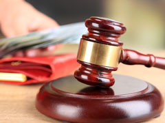 <b>律師揭秘：李某某事件中的正當防衛(wèi)之道</b>